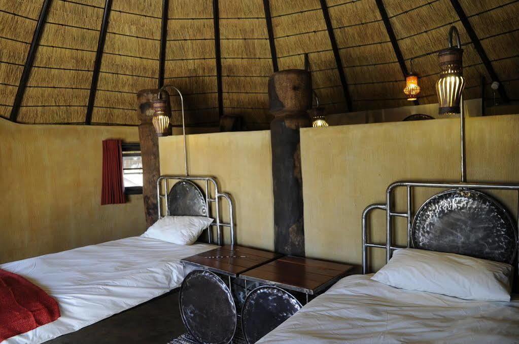 Ongula Village Homestead Lodge Ondangwa Exterior foto
